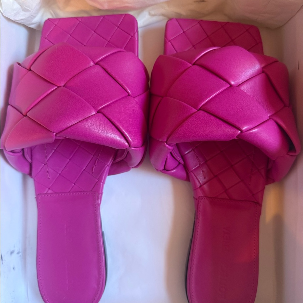 Bottega Veneta Fuchsia Woven Sandals